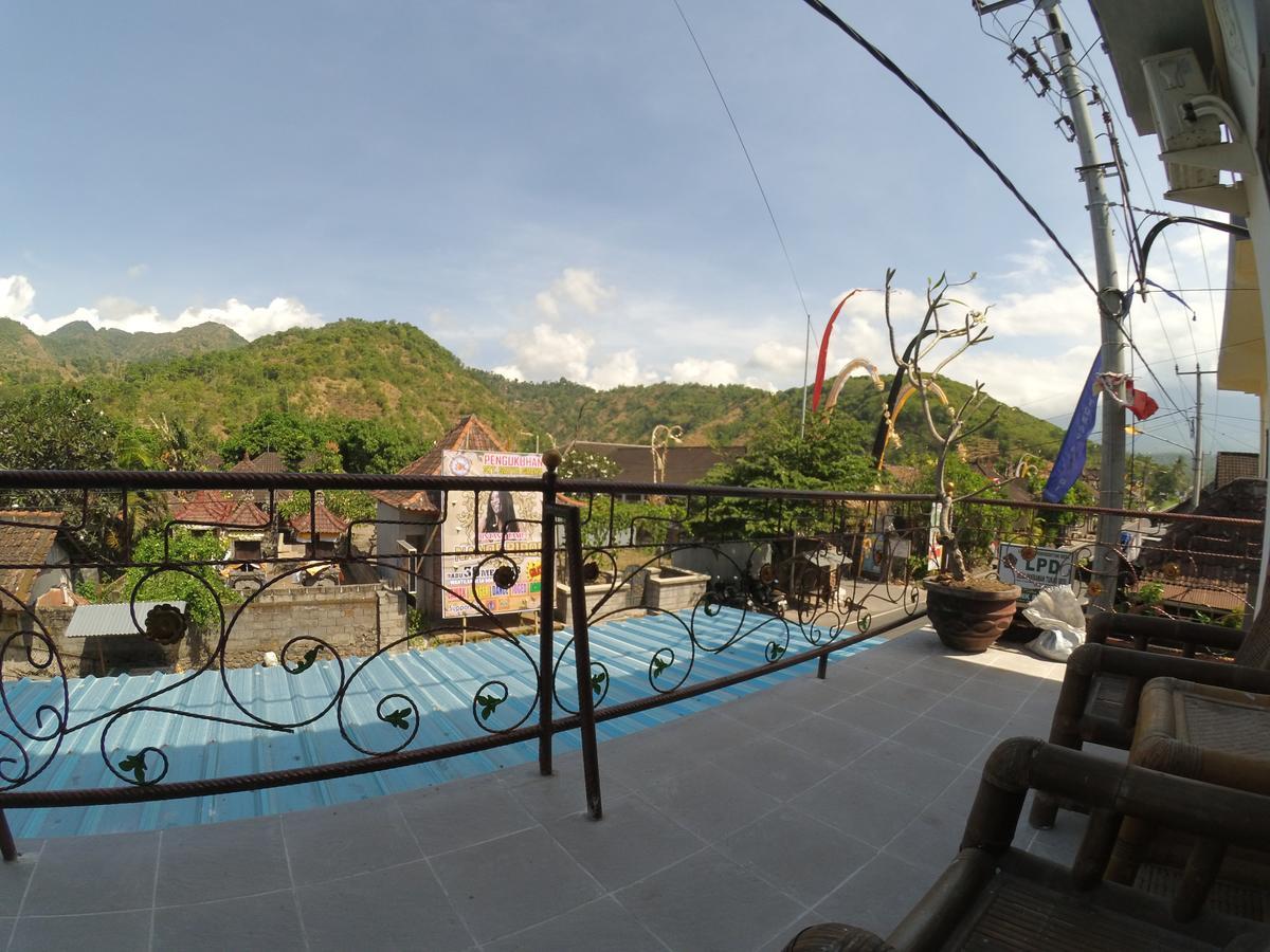 Local Hostel Amed Esterno foto