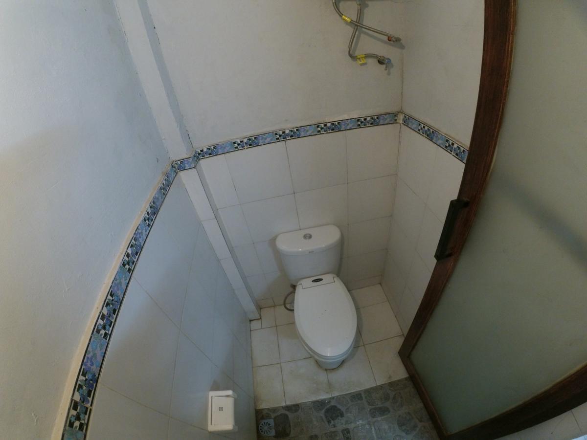 Local Hostel Amed Esterno foto